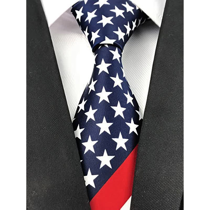 Cravate pour homme avec drapeau et rayures