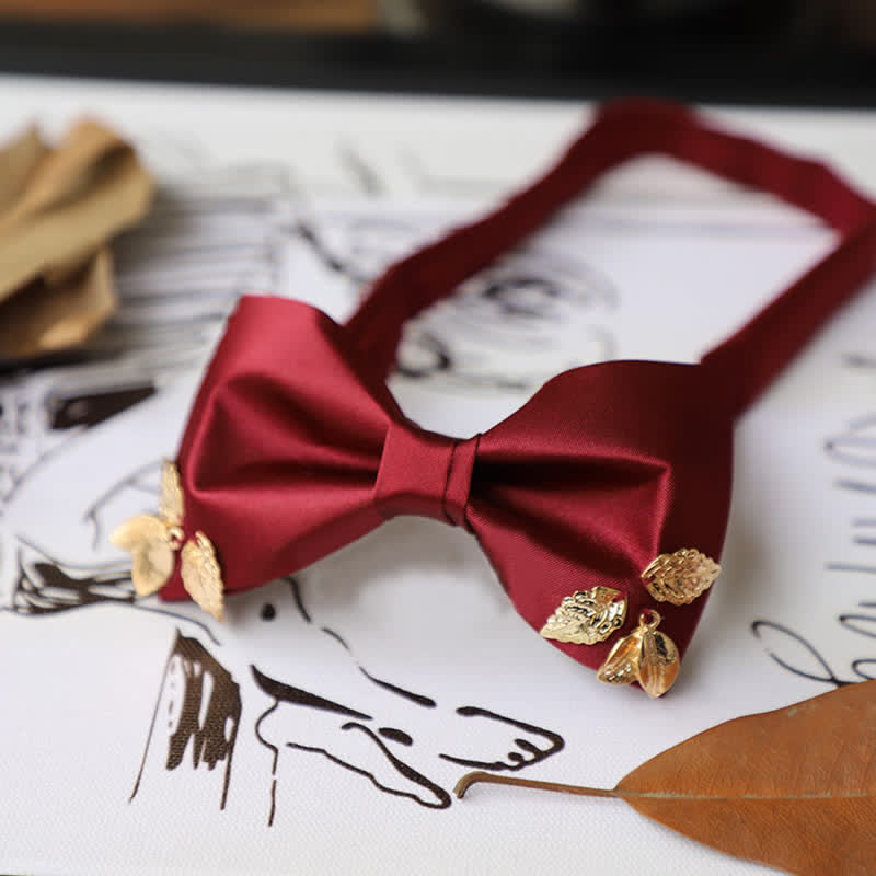 Nœud papillon de mariage pour homme avec feuilles de jardin