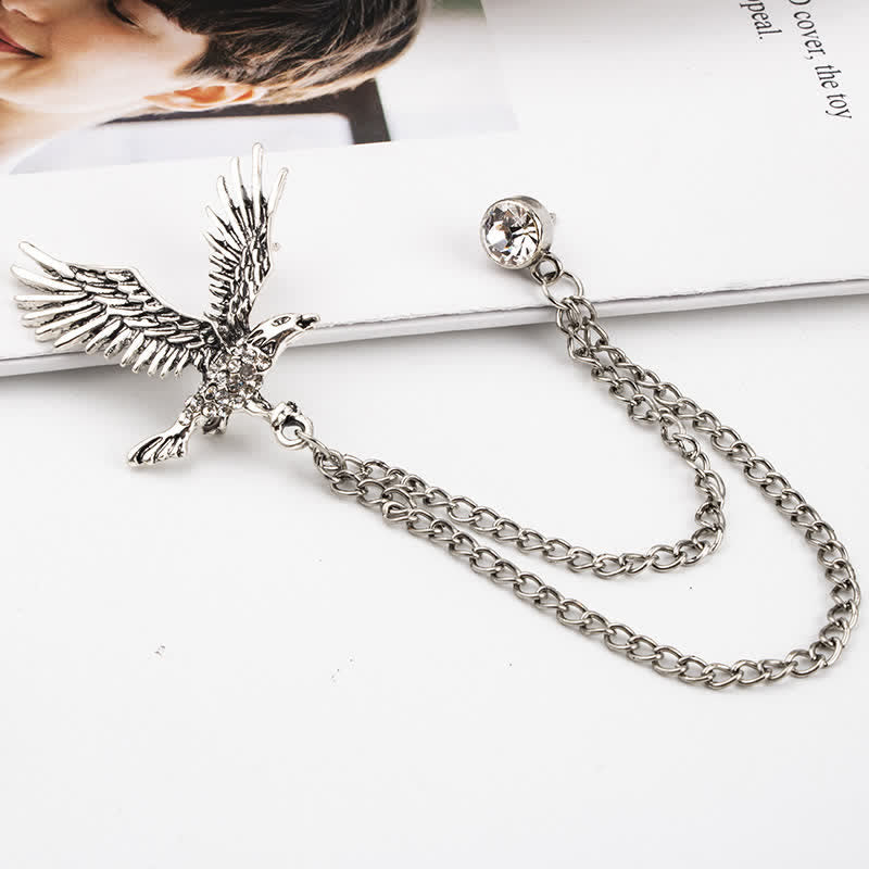 Broche en strass pour homme représentant un aigle en plein vol