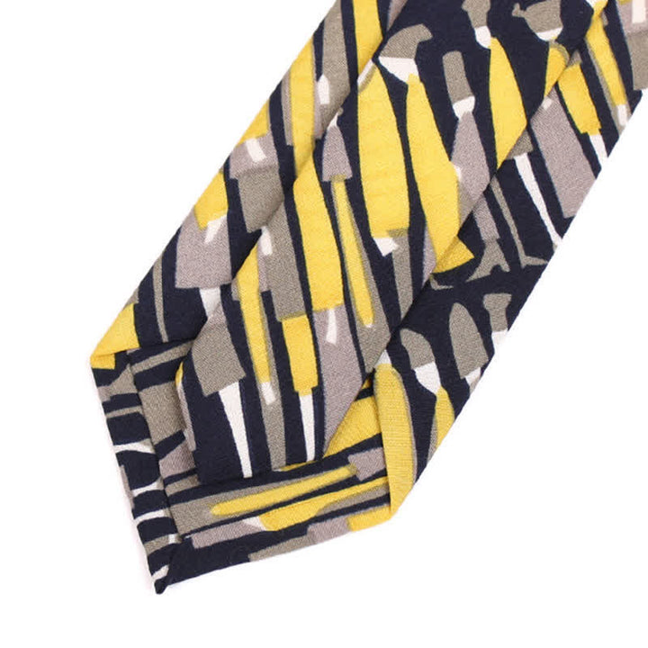 Cravate noire et jaune pour homme avec motif foule - image 3