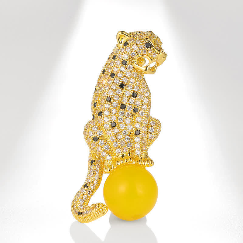 Broche en perles pour homme représentant une panthère jaguar