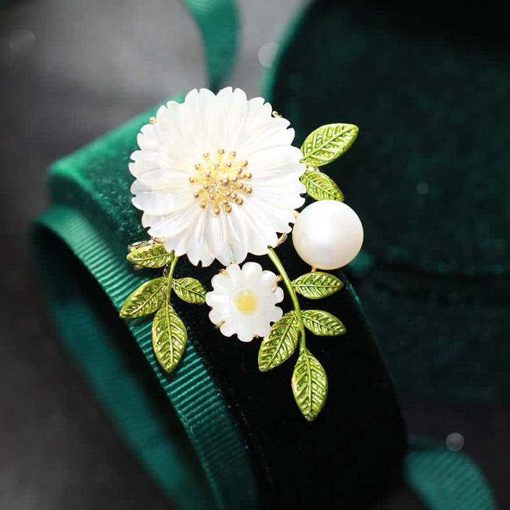 Broche romantique en forme de marguerite et de perles pour femme