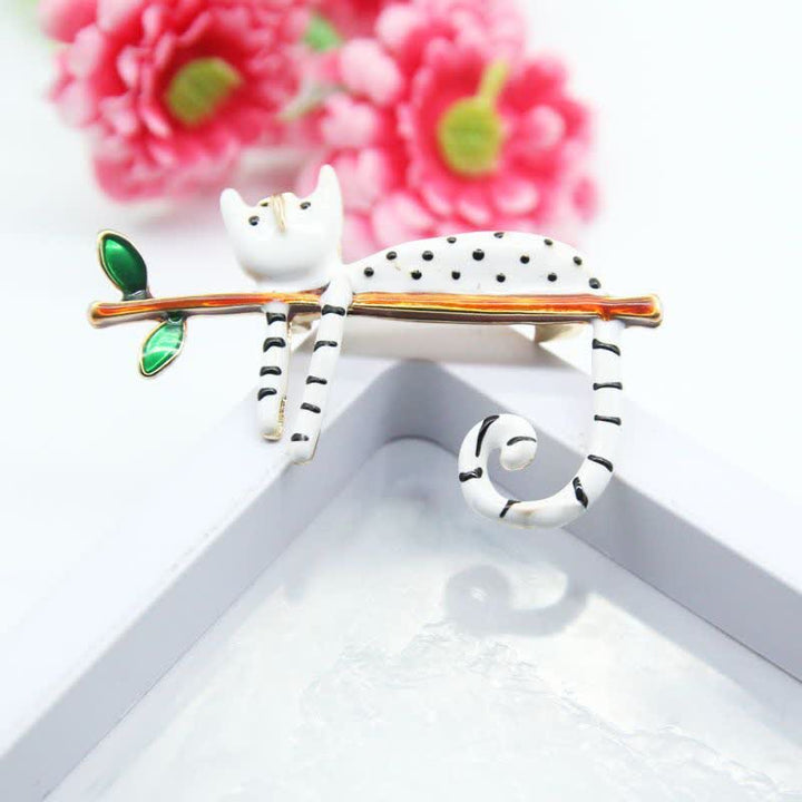 Broche chat à pois pour femme Lazy Kitten