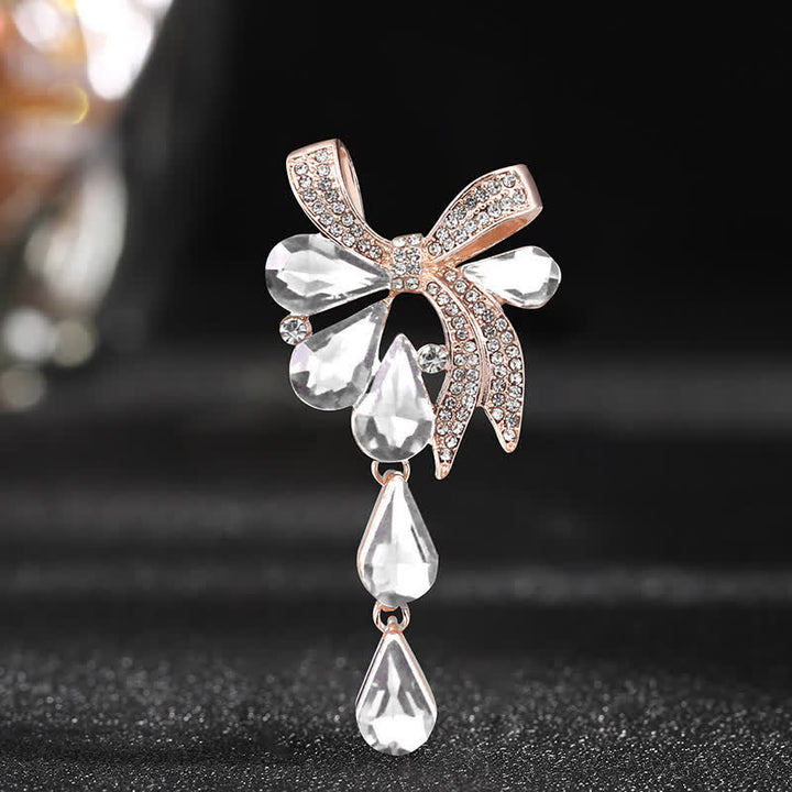Broche fantaisie en forme de nœud papillon en forme de larme pour femme