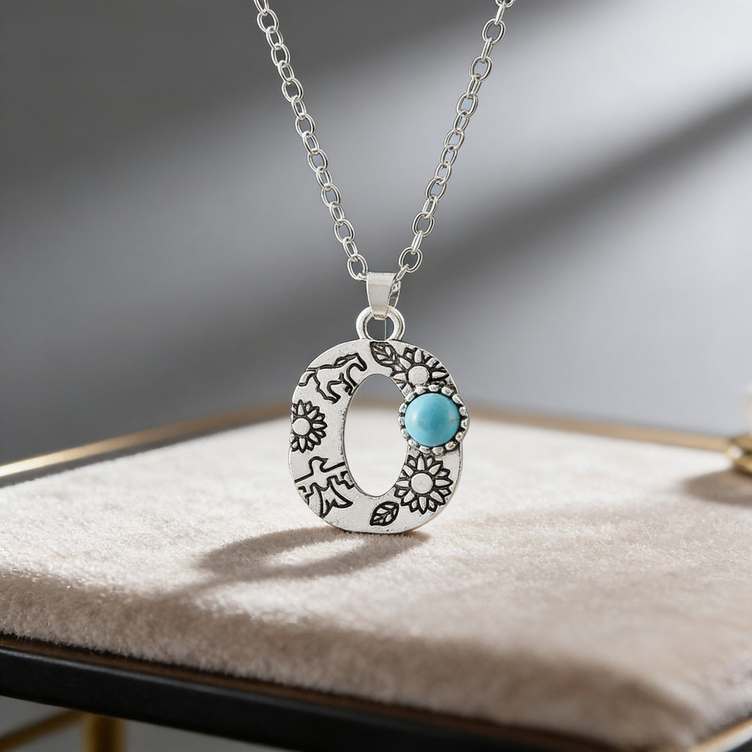 Collier vintage avec pendentif turquoise et initiale - O - image 16