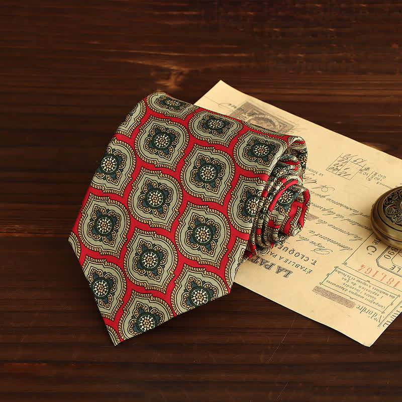 Cravate pour homme avec médaillon rouge et vert à motif piment