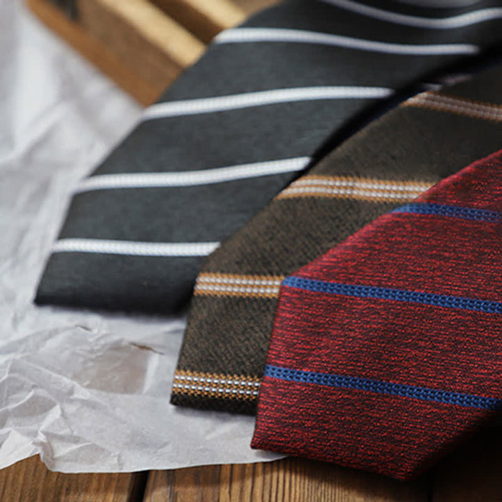 Cravate classique à rayures pour homme