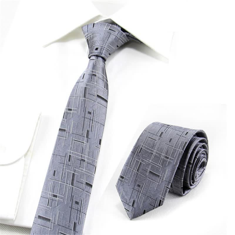 Cravate fine et moderne pour homme, ligne éblouissante