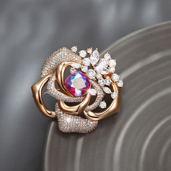 Broche pour femme en forme de rose fleurie brillante
