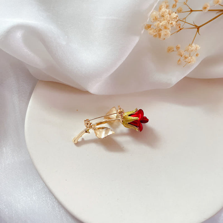 Broche exquise pour femme avec tige et rose