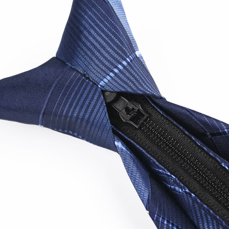Cravate à carreaux bleu marine dégradé pour homme - image 3