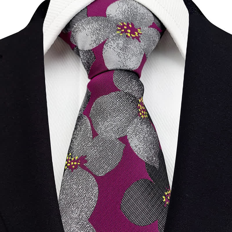 Cravate élégante à grandes fleurs pour homme