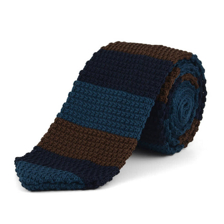 Cravate tricotée à rayures horizontales pour homme