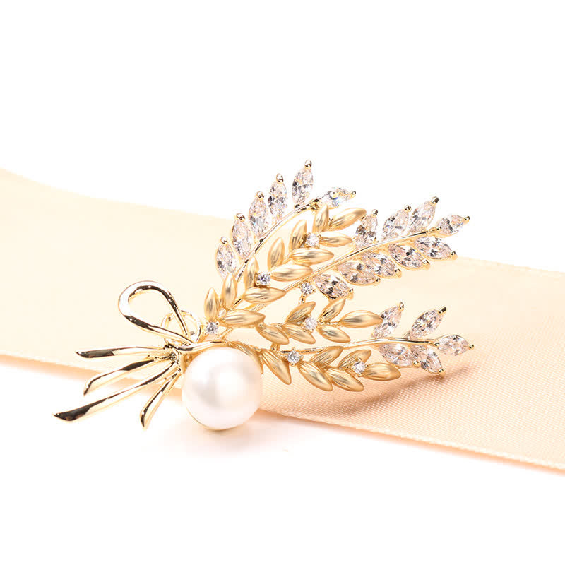 Broche éblouissante en perles de zircone pour femme