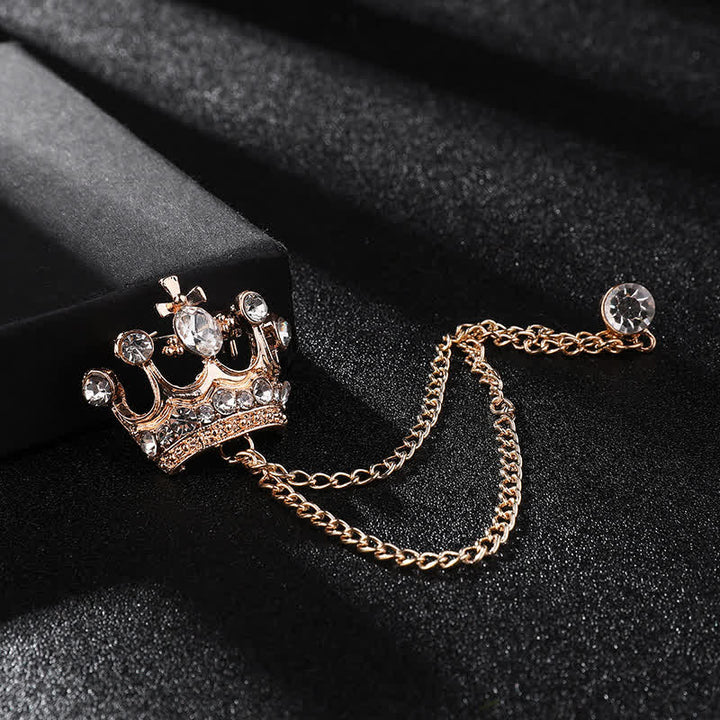 Broche en chaîne et strass pour homme avec couronne rétro - Or et Blanc - image 4