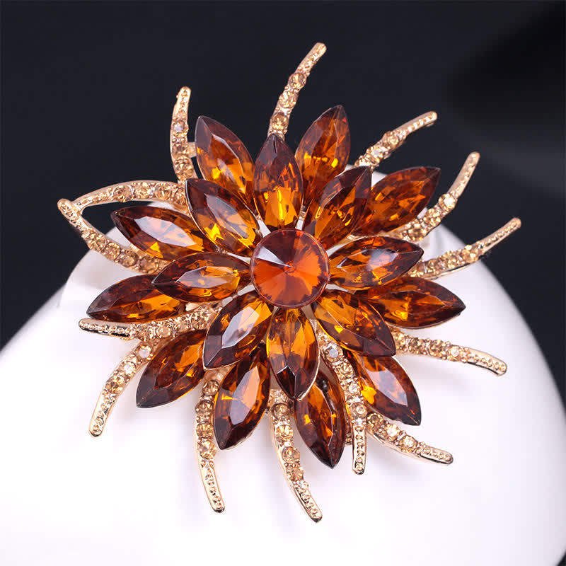 Broche classique en cristal pour femme avec fleur