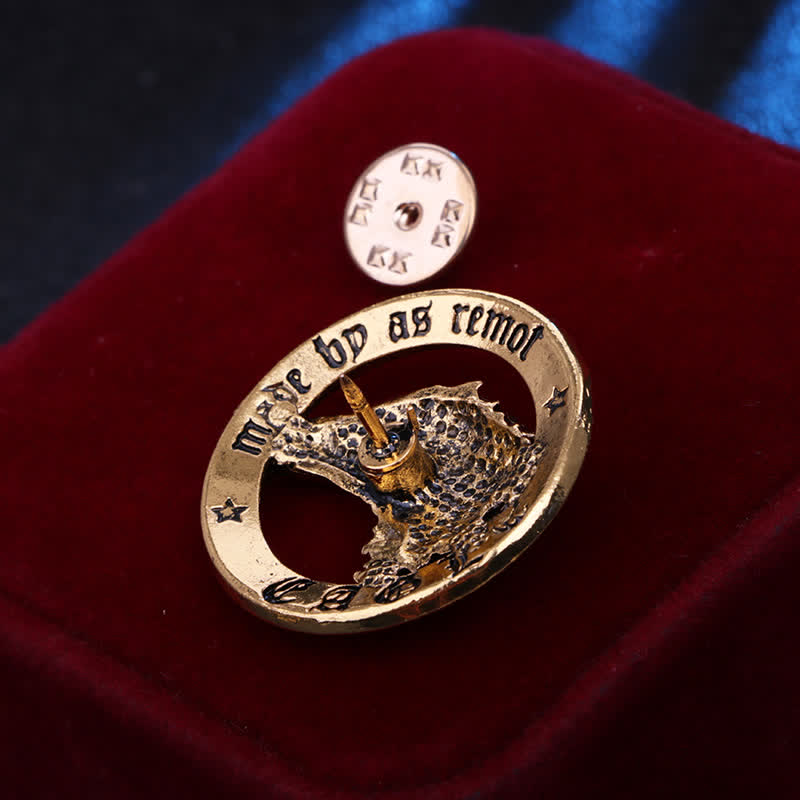 Broche en forme de tête de faucon pour homme
