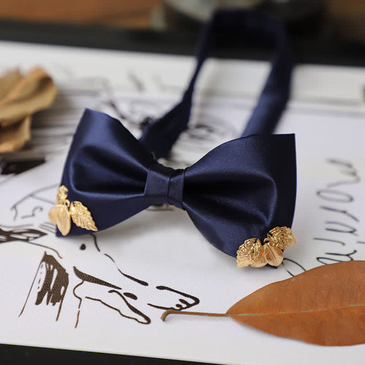 Nœud papillon de mariage pour homme avec feuilles de jardin