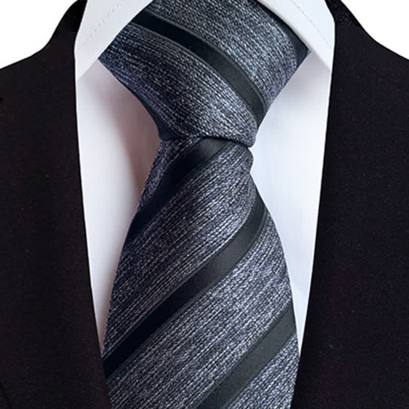 Cravate classique à fines rayures pour homme - image 9