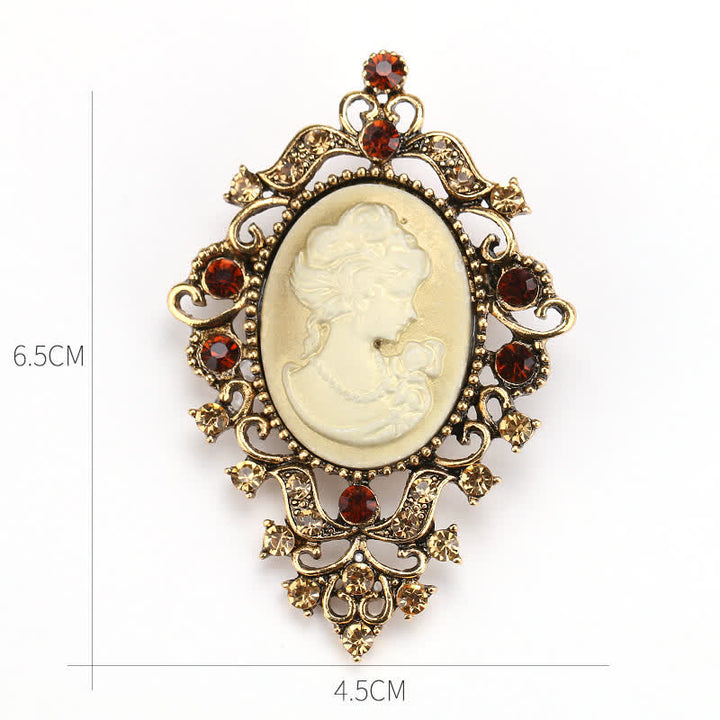 Broche camée Reine de beauté du palais des femmes