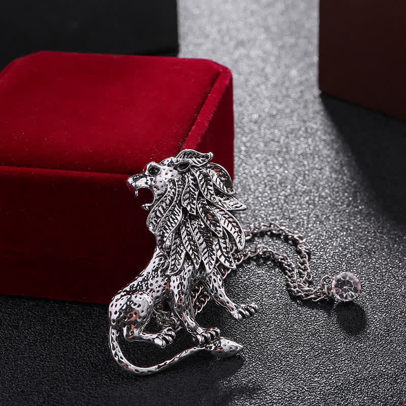 Broche chaîne lion dominant pour homme