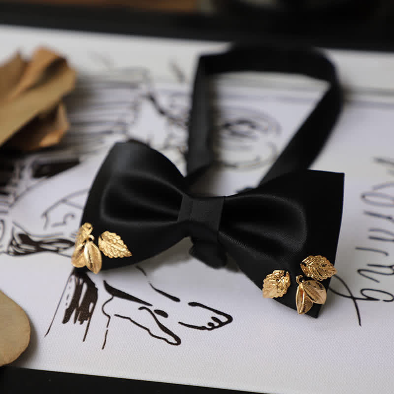 Nœud papillon de mariage pour homme avec feuilles de jardin